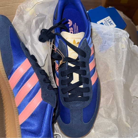 Adidas Womens Size 10 Samba OG Satin Lucid Blue/Pink NWT ✨RARE✨ - Picture 16 of 16